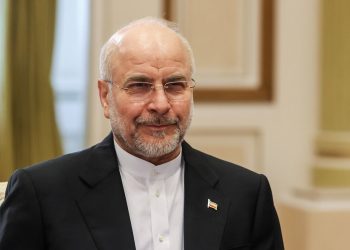 قالیباف: حقوق‌ها در سال آینده حداقل ۳۲ درصد افزایش پیدا می‌کند